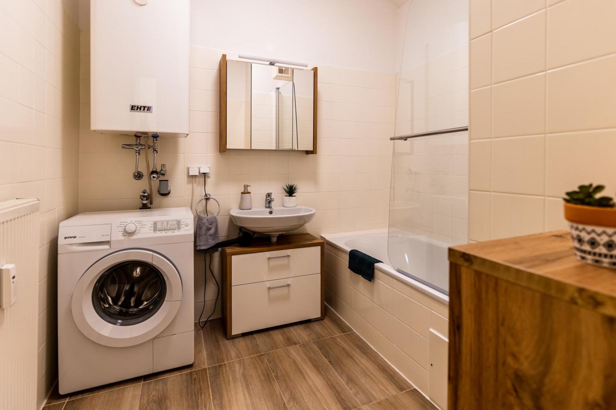Sofia Apartment & Zimmer Sillweg Naehe Rebull Ring Fohnsdorf Phòng bức ảnh